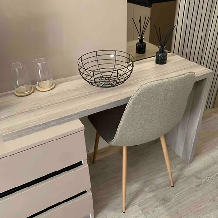 Apartman Modern Szveti Vlasz